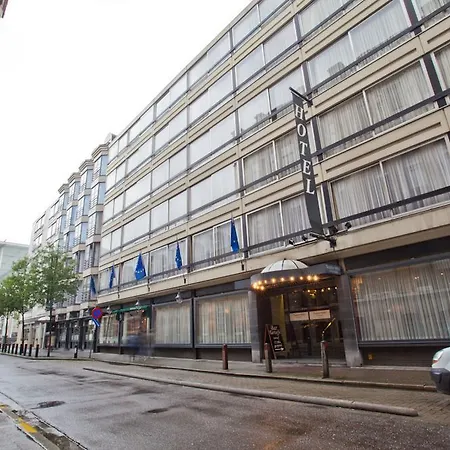 Theater Hotel 4*