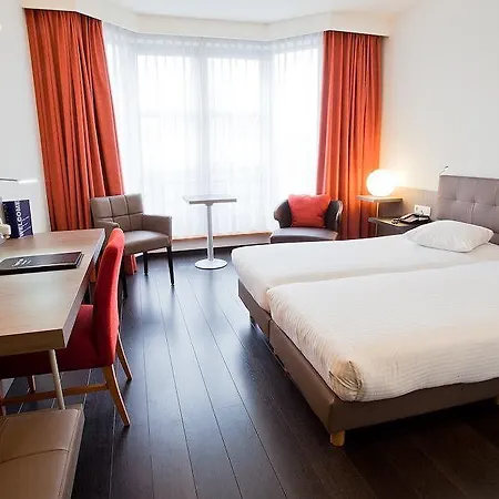 Hotel Theater