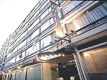 Hotel Theater 4*